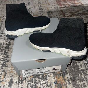 Balenciaga children’s runners barely worn